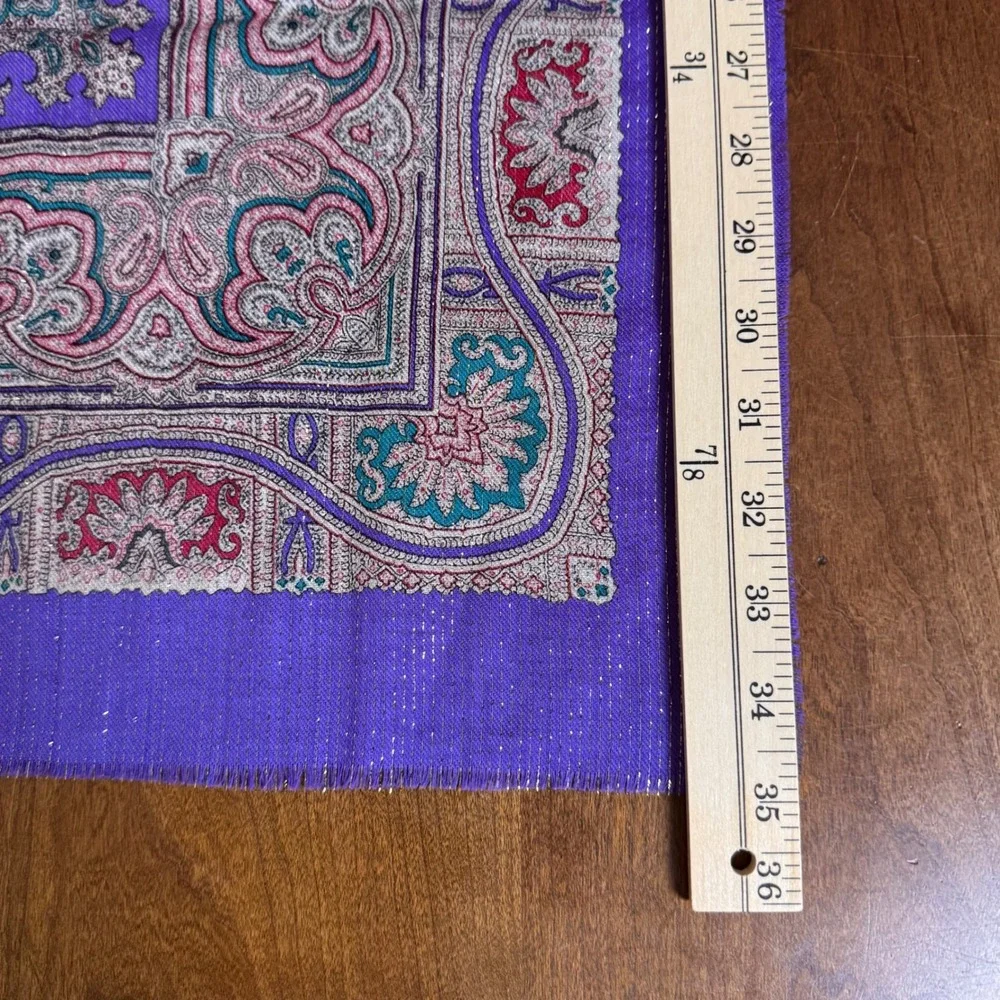 The Specialty‎ House Scarf Women OS Purple Excellent Wool Lurex Paisley 33x35